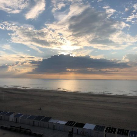 Luxe App - Zeedijk Mariakerke - Prachtig Zeezicht Apartamento Ostende Exterior foto